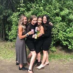 Meet your Posher, Deanna